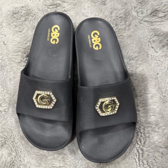 GBG Los Angeles Black Sandals with Gold Accent - Picture 2 of 3